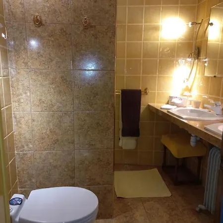 Vendégház Location Meuble De Tourisme La Rose Des Fables