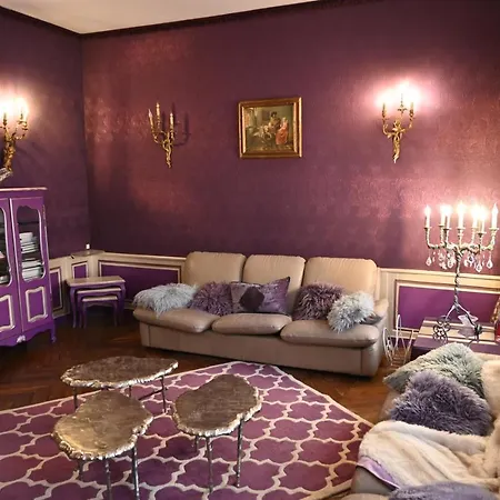 Penzion Location Meuble De Tourisme La Rose Des Fables 4*