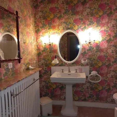 Location Meuble De Tourisme La Rose Des Fables