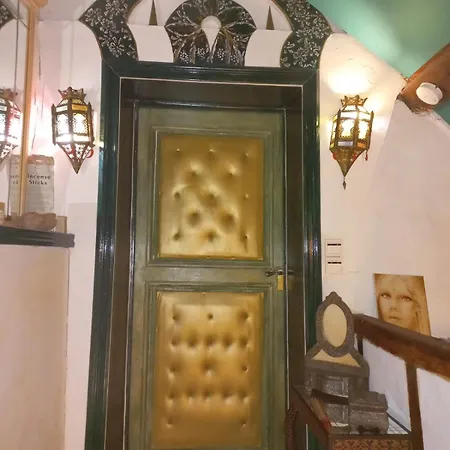 Location Meuble De Tourisme La Rose Des Fables 4*