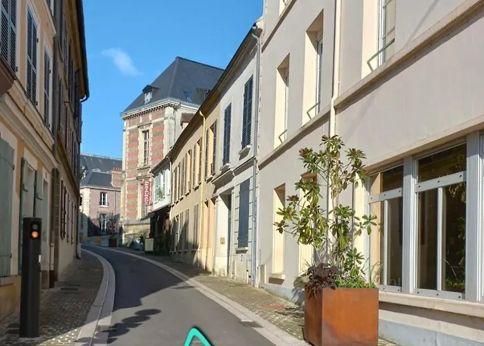 Location Meuble De Tourisme La Rose Des Fables Chateau-Thierry